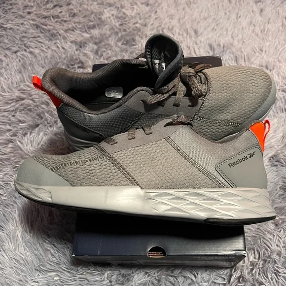 Reebok Athletic Work Shoes - Picture 2 of 3